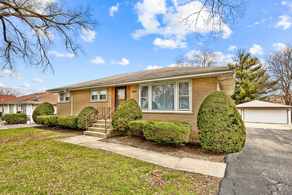 Unit for sale at 2701 Lee Street, Melrose Park, IL 60164
