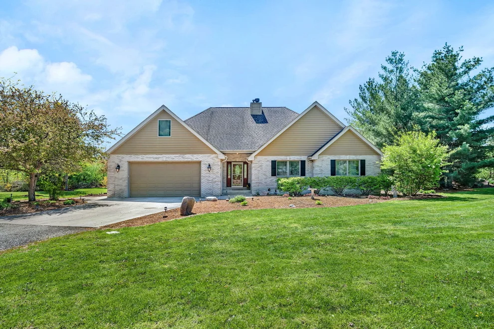 Unit for sale at 4595 Shady Lane, Morris, IL 60450