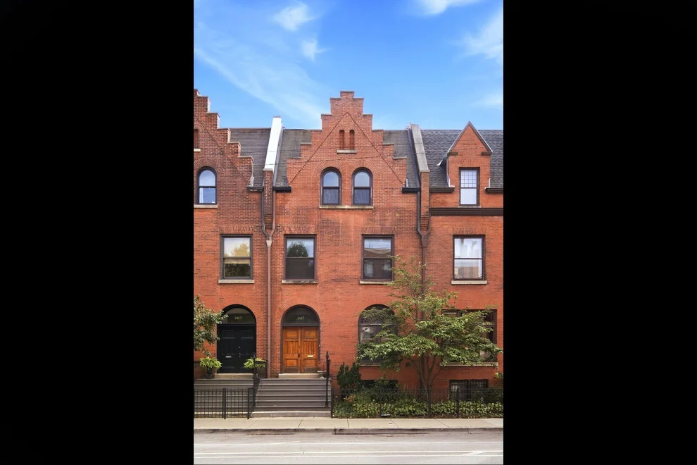 Unit for sale at 907 W Fullerton Avenue, Chicago, IL 60614