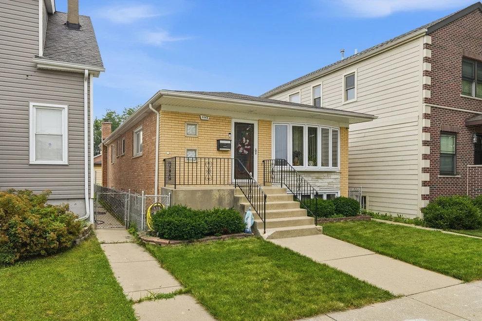 Unit for sale at 3349 N Osage Avenue, Chicago, IL 60634
