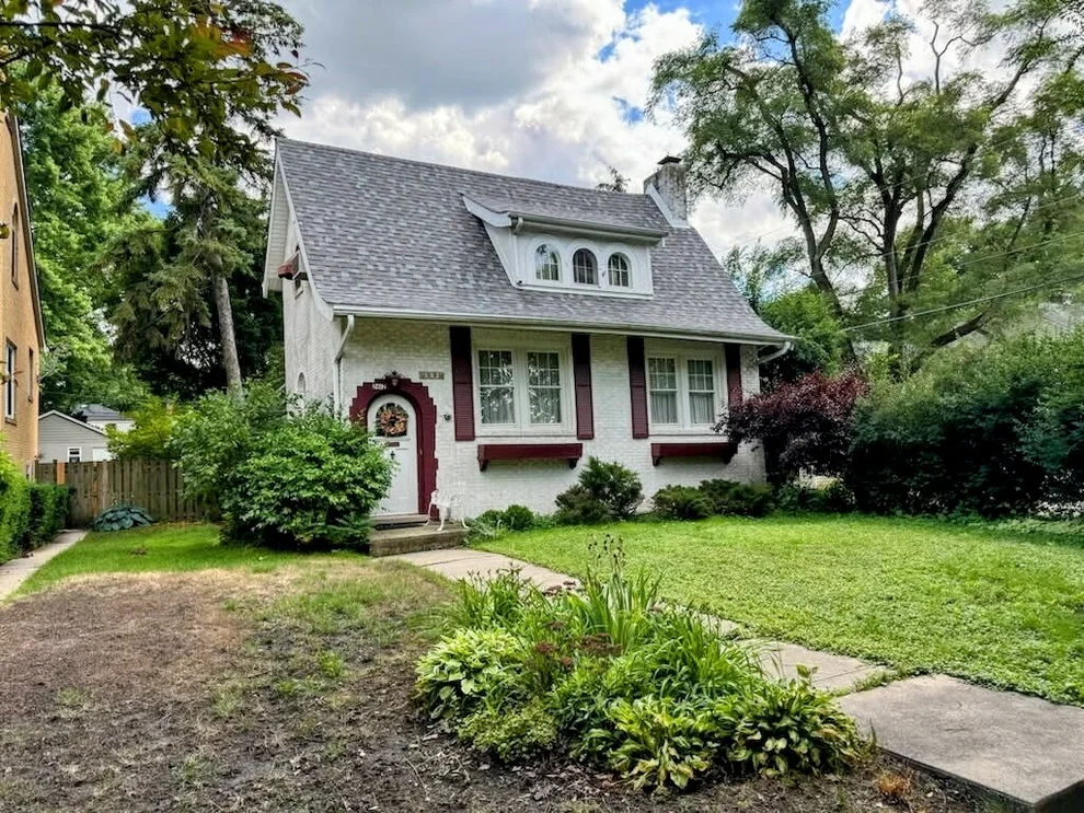 Unit for sale at 2612 Payne Street, Evanston, IL 60201