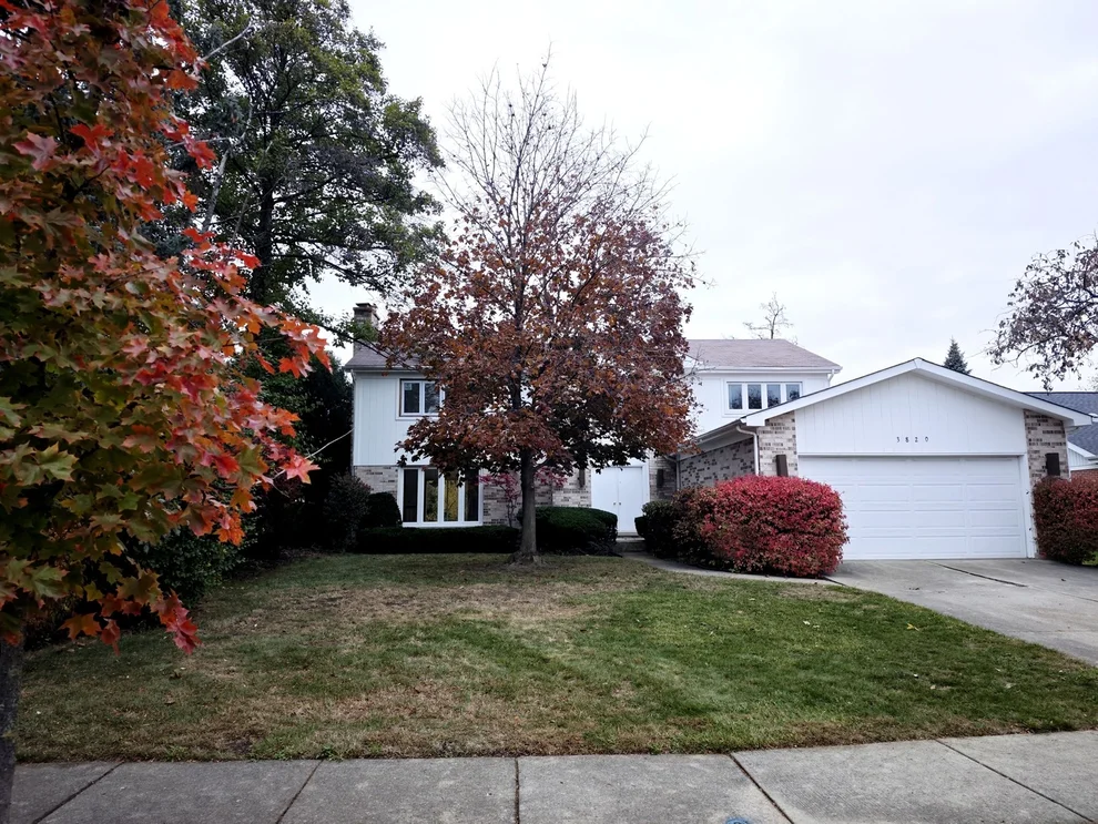 Unit for sale at 3820 Kiess Drive, Glenview, IL 60025