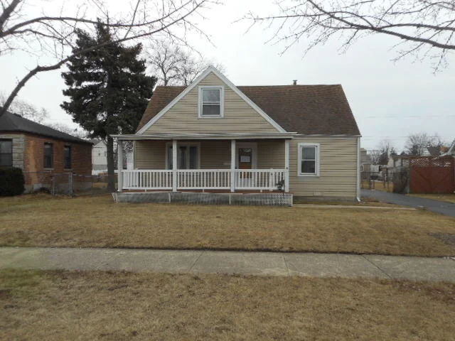 Unit for sale at 221 E Dickens Avenue, Northlake, IL 60164