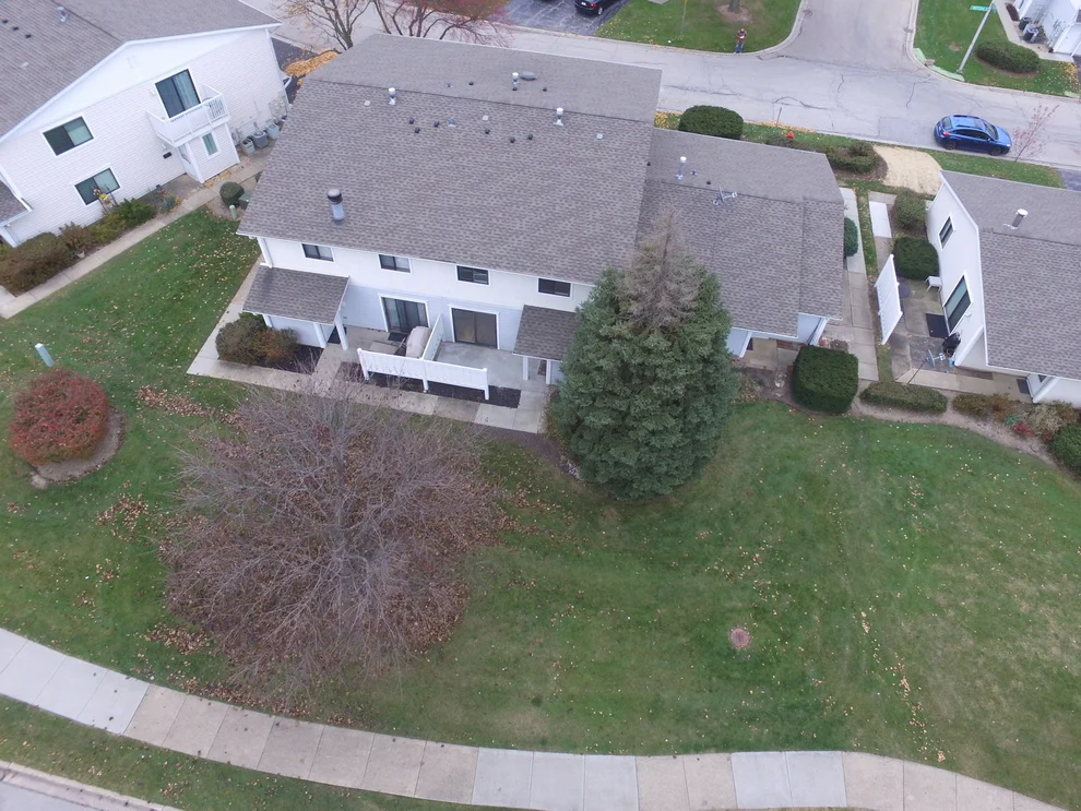 Unit for sale at 734 WHITESAIL Drive, SCHAUMBURG, IL 60194
