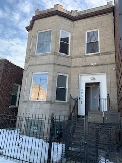 Unit for sale at 3953 W Lexington Street, Chicago, IL 60624