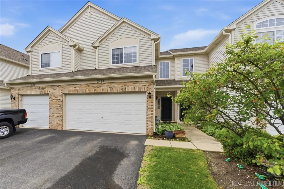 Unit for sale at 246 NICOLE Drive, South Elgin, IL 60177