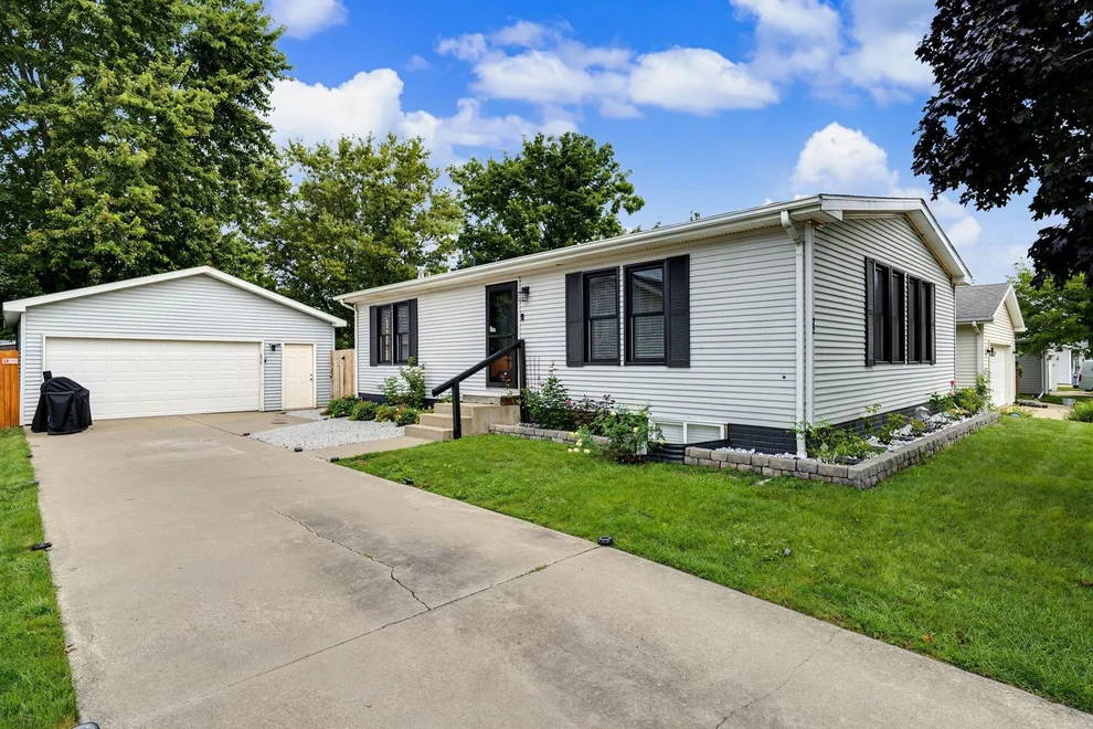 Unit for sale at 22 Geneva Court, Bloomington, IL 61704