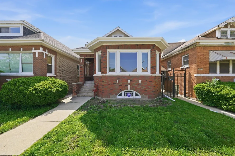 Unit for sale at 8016 S Perry Avenue, Chicago, IL 60620