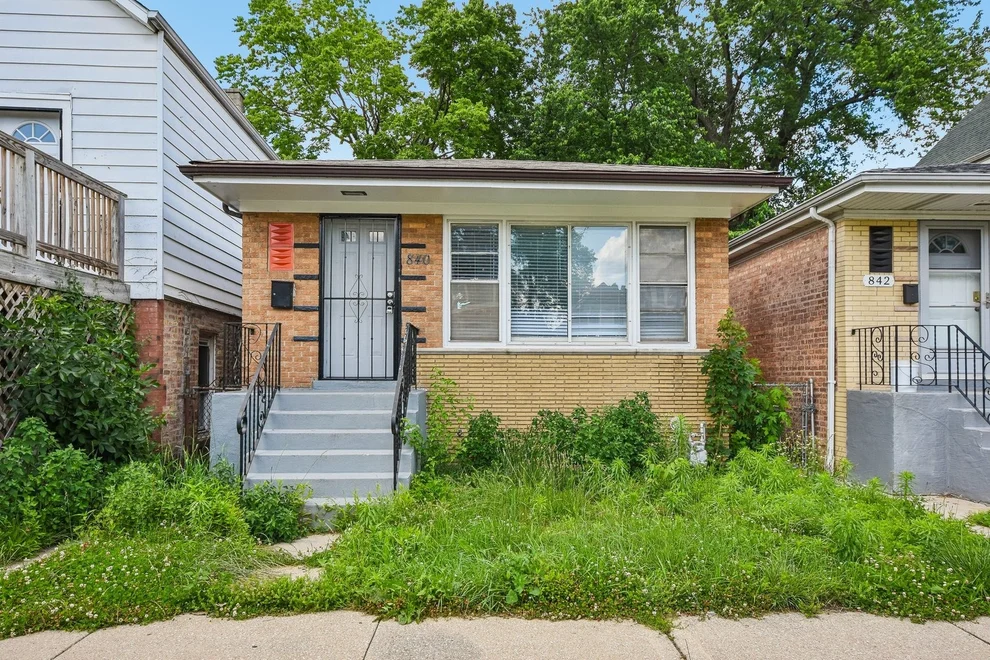 Unit for sale at 840 E 89th Street, Chicago, IL 60619