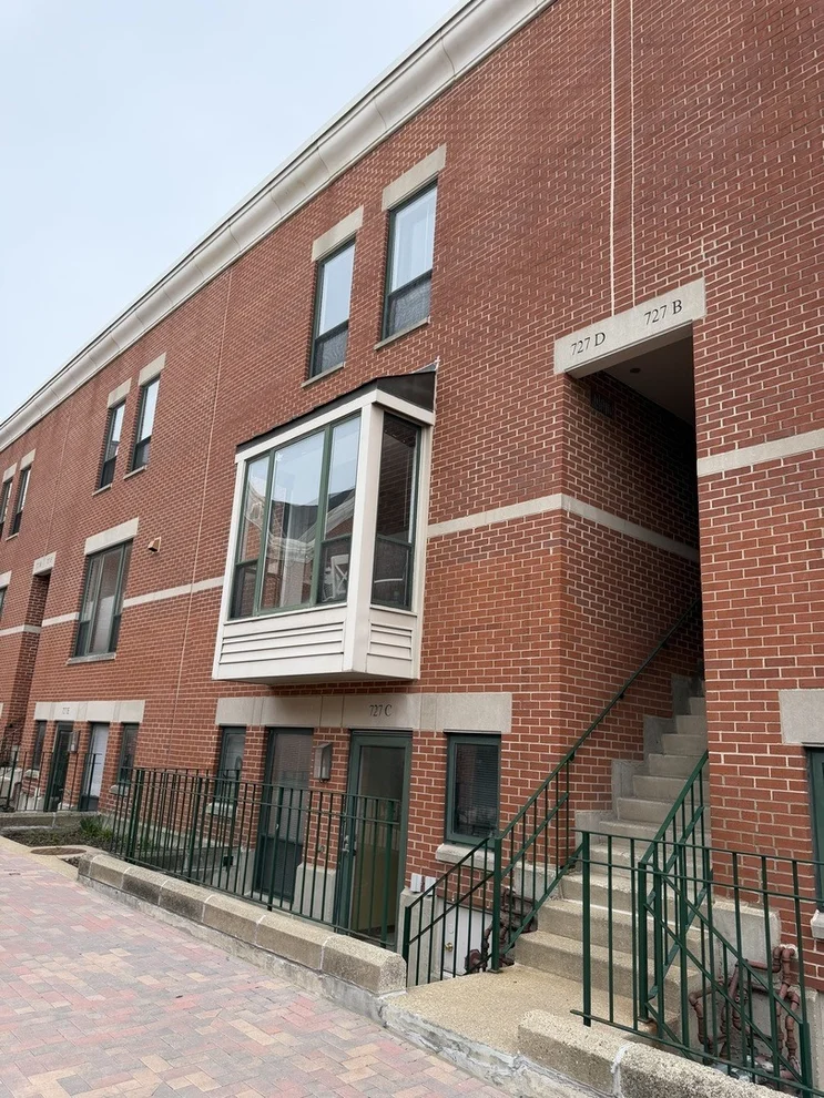 Unit for sale at 727 S ASHLAND Avenue, Chicago, IL 60607