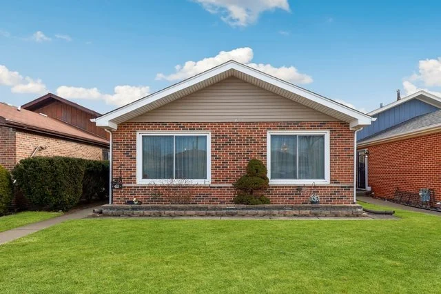 Unit for sale at 453 Hoxie Avenue, Calumet City, IL 60409