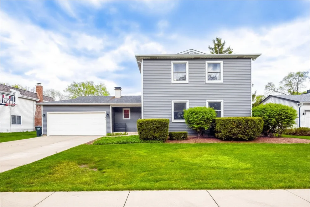 Unit for sale at 4491 Thornbark Drive, Hoffman Estates, IL 60192