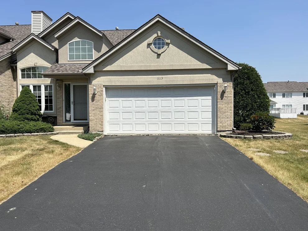 Unit for sale at 663 Meadowdale Drive, Romeoville, IL 60446