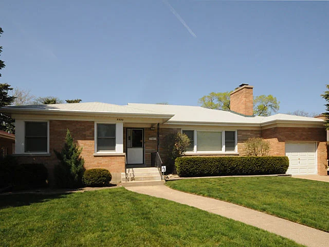 Unit for sale at 5320 Cleveland Street, SKOKIE, IL 60077