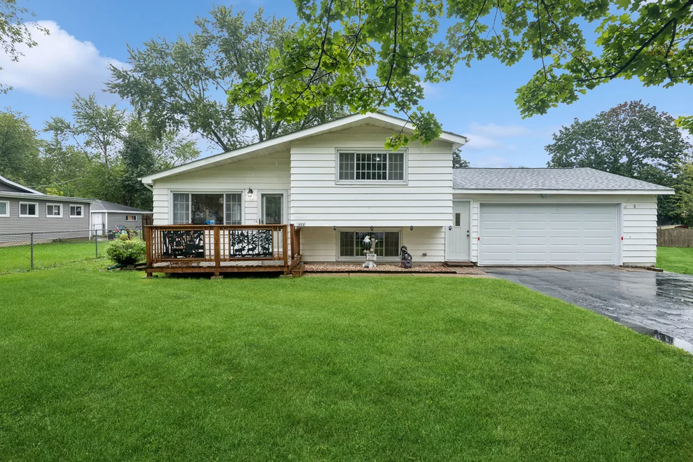 Unit for sale at 1233 N Lake Shore Drive, Round Lake Beach, IL 60073