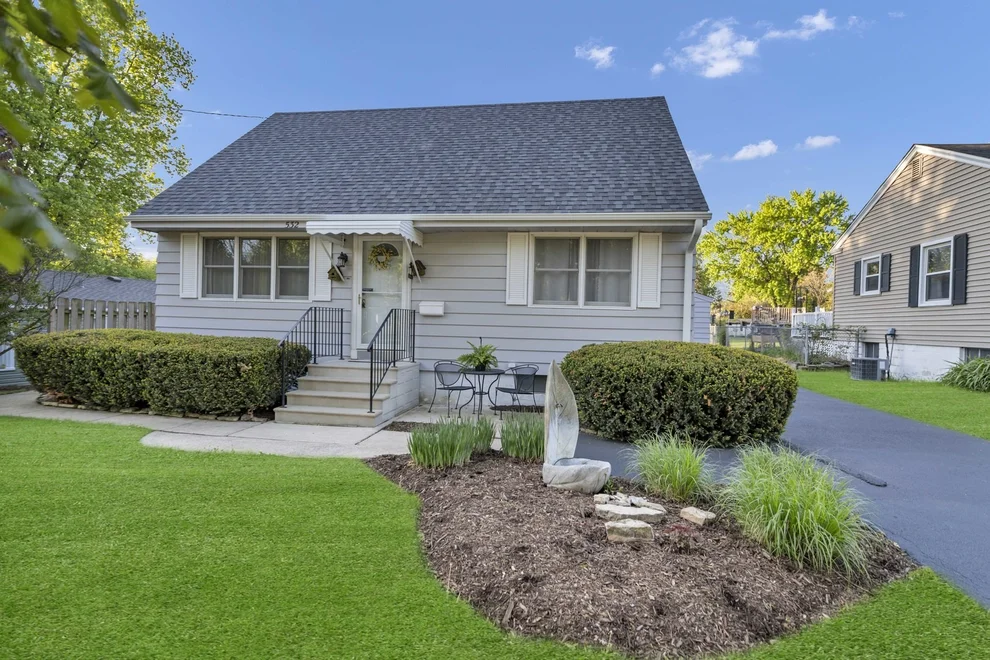 Unit for sale at 532 Webster Street, Batavia, IL 60510