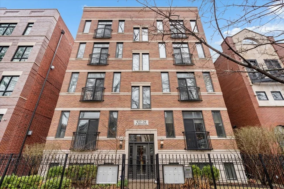 Unit for sale at 929 W Montana Street, Chicago, IL 60614