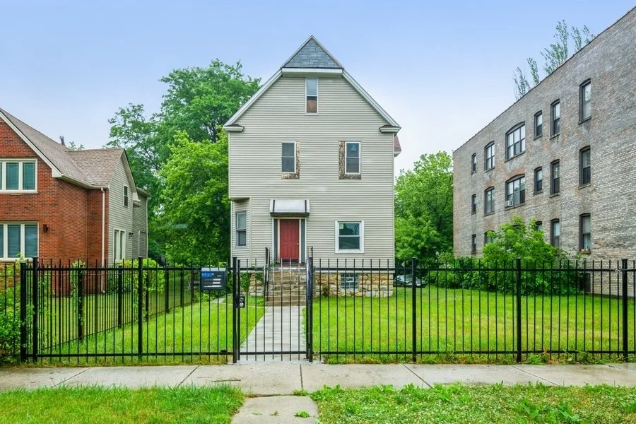 Unit for sale at 229 N Mayfield Avenue, Chicago, IL 60644