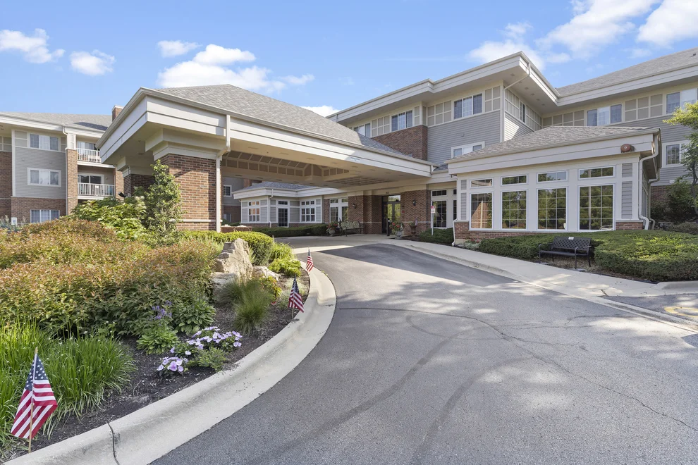 Unit for sale at 801 N McLean Boulevard, Elgin, IL 60123