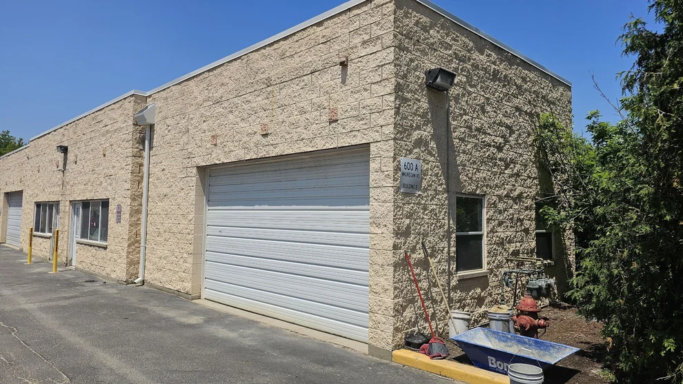 Unit for sale at 600 N Waukegan Road, Northbrook, IL 60062