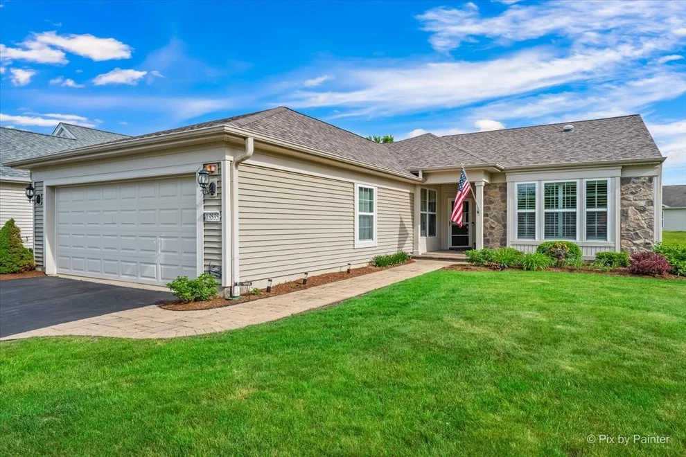 Unit for sale at 13535 Ivy Drive, Huntley, IL 60142