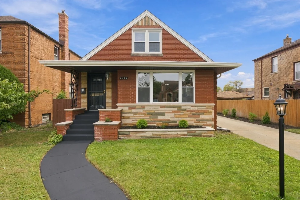 Unit for sale at 8445 S Wolcott Avenue, Chicago, IL 60620