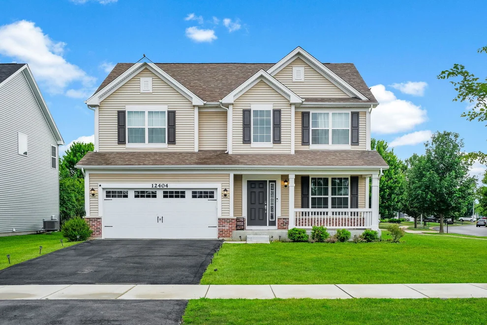 Unit for sale at 12404 S Blue Water Parkway, Plainfield, IL 60585