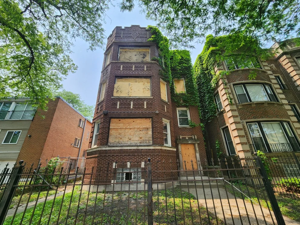 Unit for sale at 7952 S Langley Avenue, Chicago, IL 60619