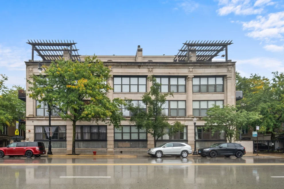 Unit for sale at 1525 S Michigan Avenue, Chicago, IL 60605