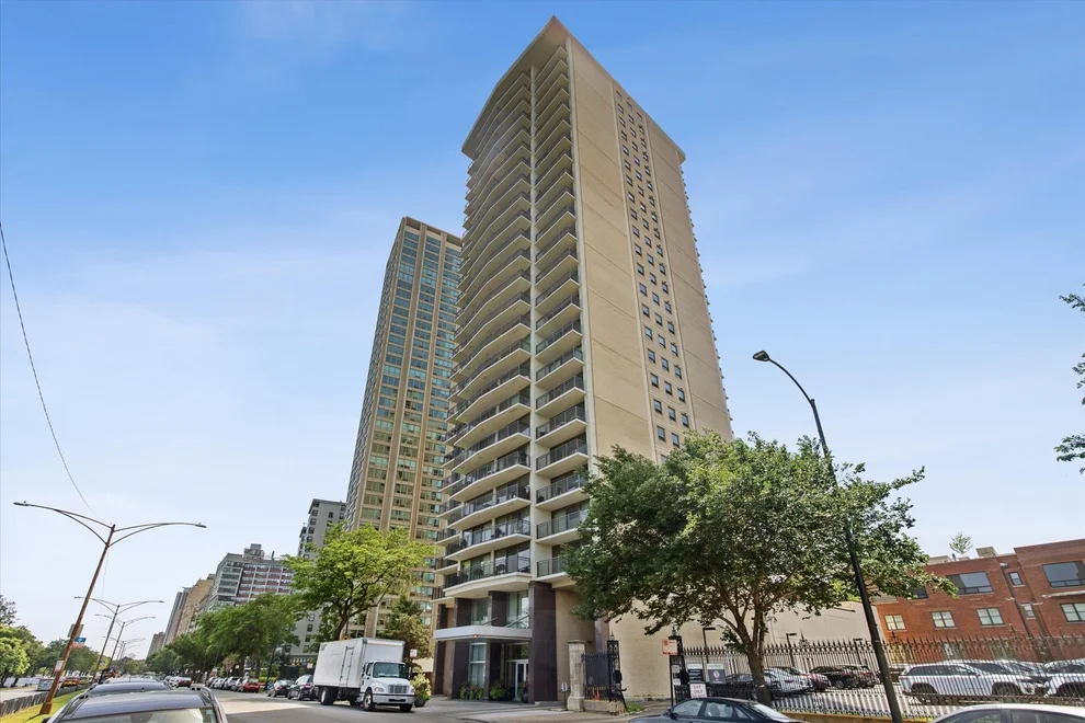 Unit for sale at 3470 N Lake Shore Drive, Chicago, IL 60657