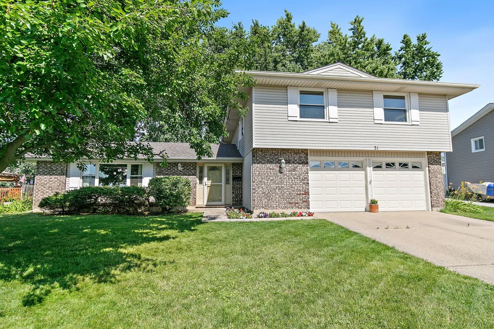 Unit for sale at 31 S Salem Drive, Schaumburg, IL 60193