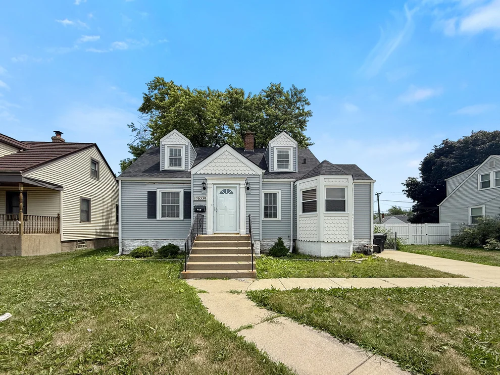 Unit for sale at 16339 State Street, South Holland, IL 60473