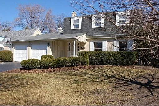 Unit for sale at 1537 N BELMONT Avenue, ARLINGTON HEIGHTS, IL 60004