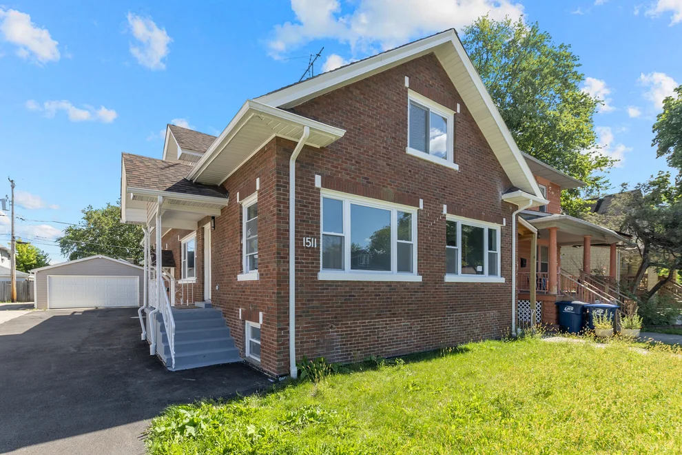 Unit for sale at 1511 S 5th Avenue, Maywood, IL 60153