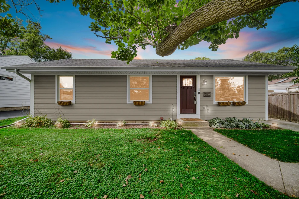 Unit for sale at 1106 Sumner Street, Wheaton, IL 60189