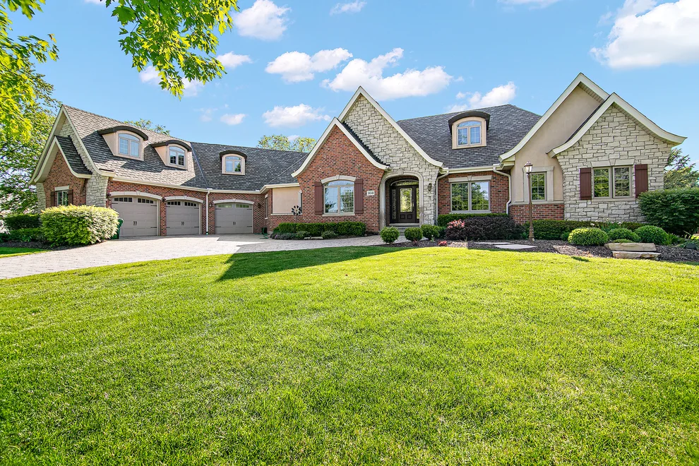 Unit for sale at 18048 S Crystal Lake Drive, Mokena, IL 60448
