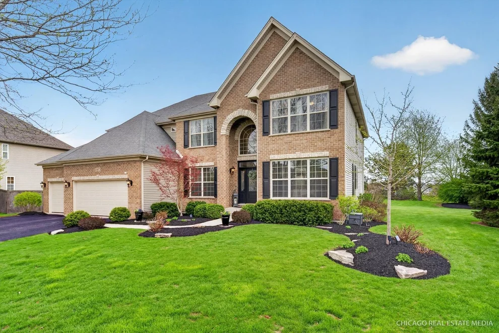 Unit for sale at 1807 Andover Lane, Crystal Lake, IL 60014