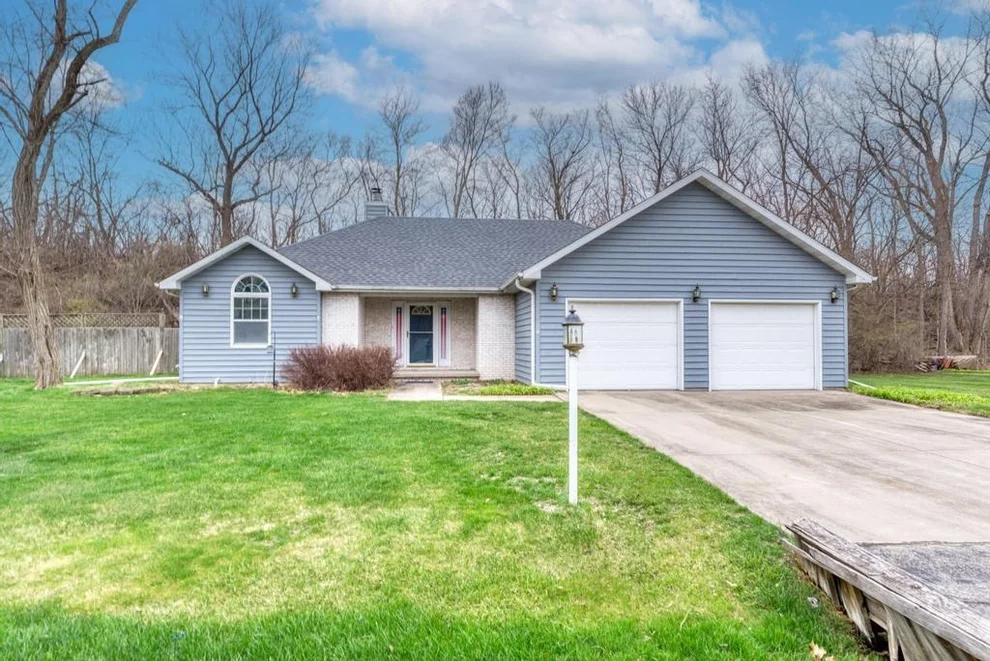 Unit for sale at 32850 Deer Ridge Drive, Wilmington, IL 60481