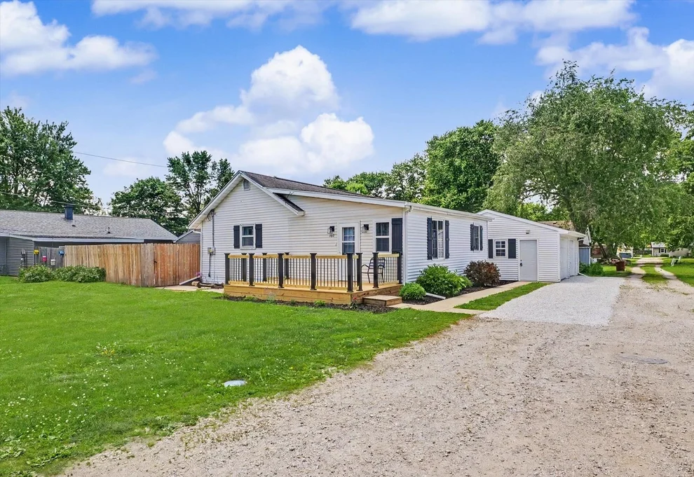 Unit for sale at 305 S 1st Street, Tolono, IL 61880