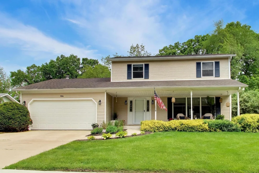 Unit for sale at 904 S Raven Road, Shorewood, IL 60404