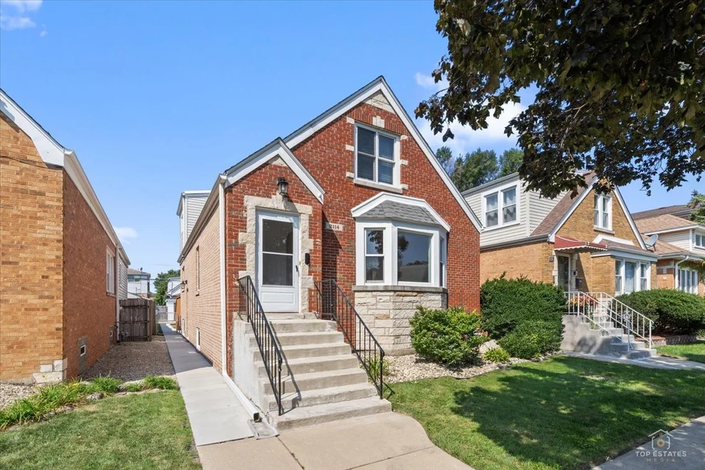 Unit for sale at 2114 N 74th Avenue, Elmwood Park, IL 60707