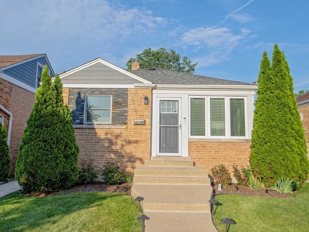 Unit for sale at 2535 West Street, River Grove, IL 60171