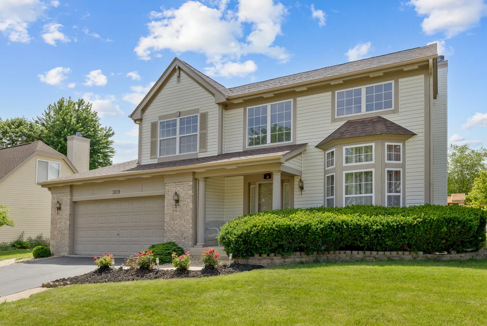 Unit for sale at 3109 Stratton Lane, Aurora, IL 60502