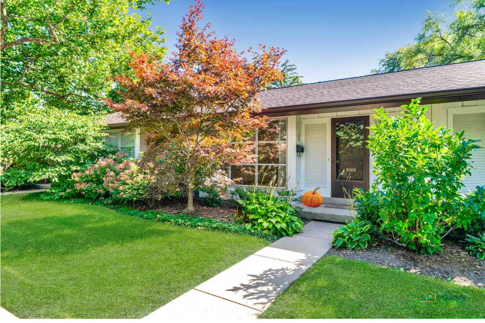 Unit for sale at 303 Crestwood Village, Northfield, IL 60093