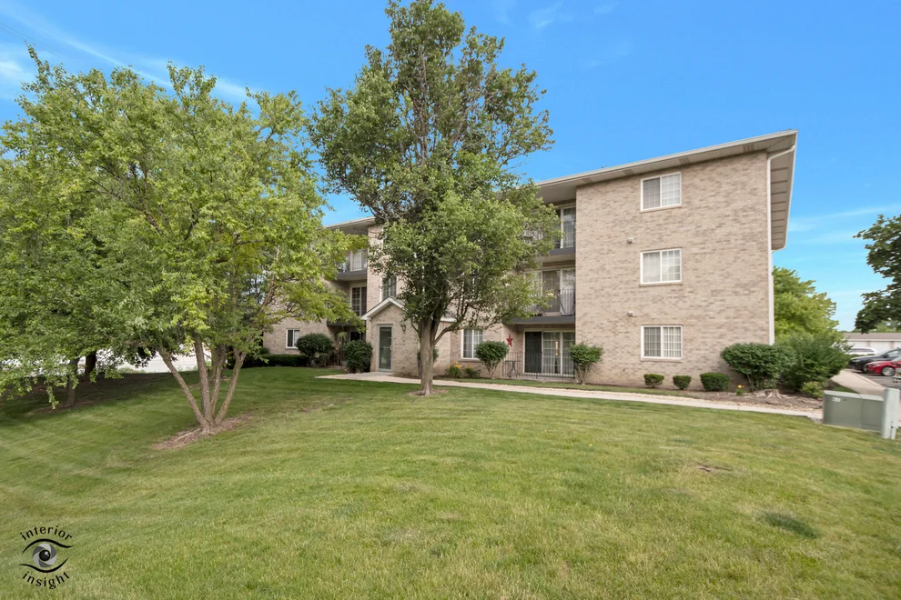 Unit for sale at 12928 W 159th Street, Homer Glen, IL 60491