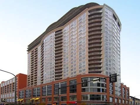 Unit for sale at 807 DAVIS Street, Evanston, IL 60201