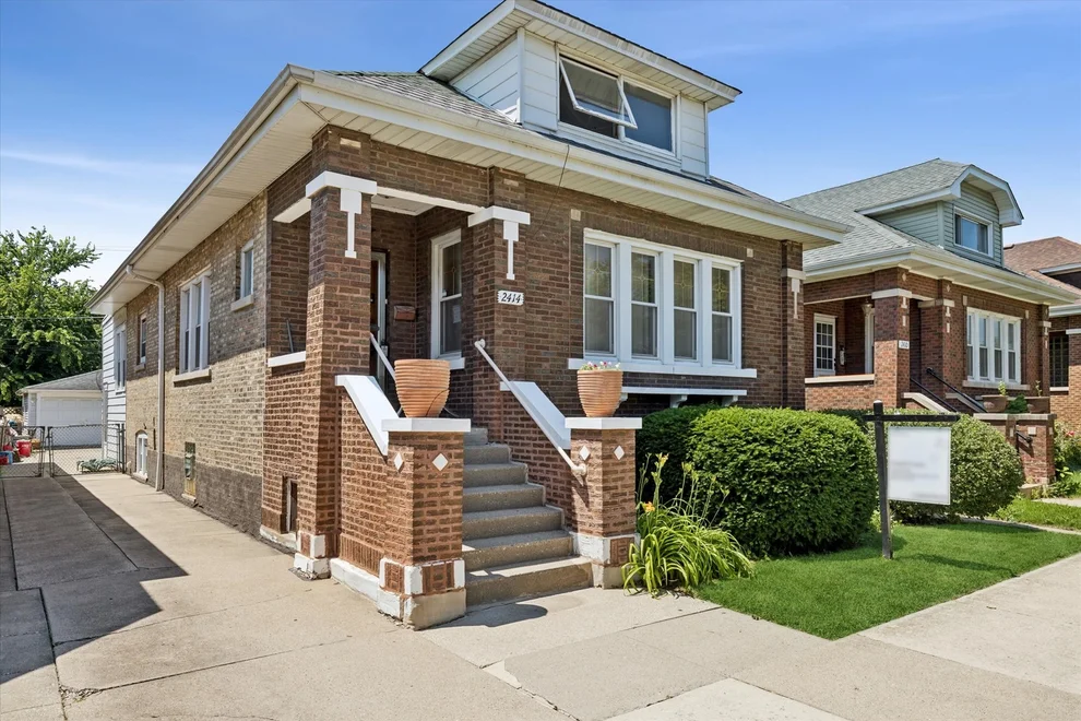 Unit for sale at 2414 East Avenue, Berwyn, IL 60402