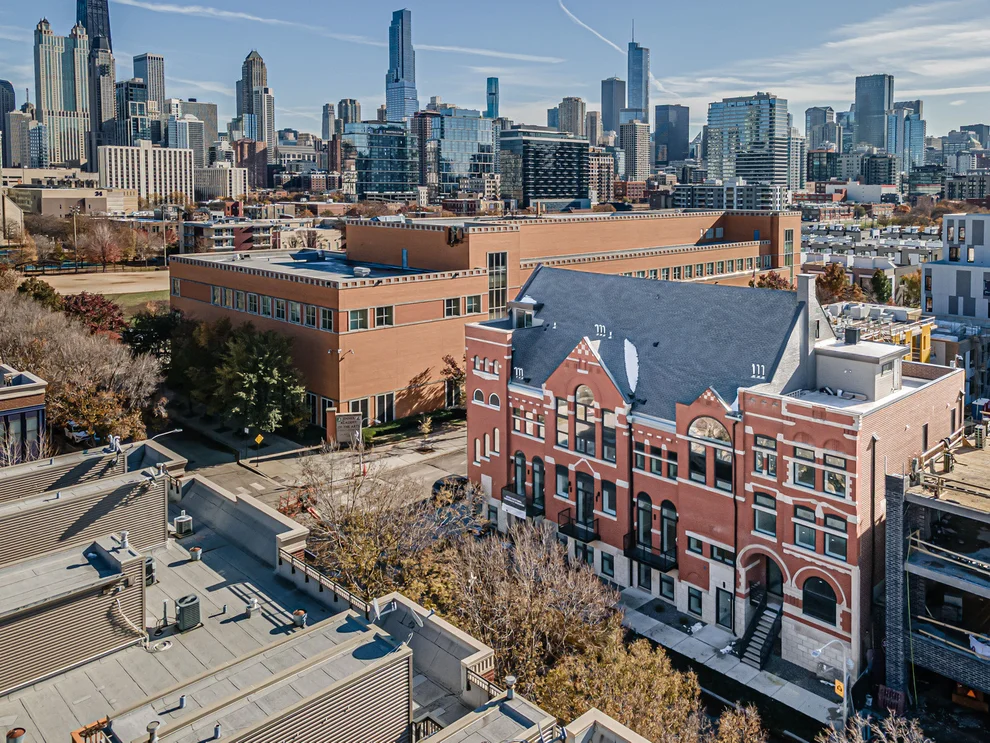 Unit for sale at 505 W Elm Street, Chicago, IL 60610