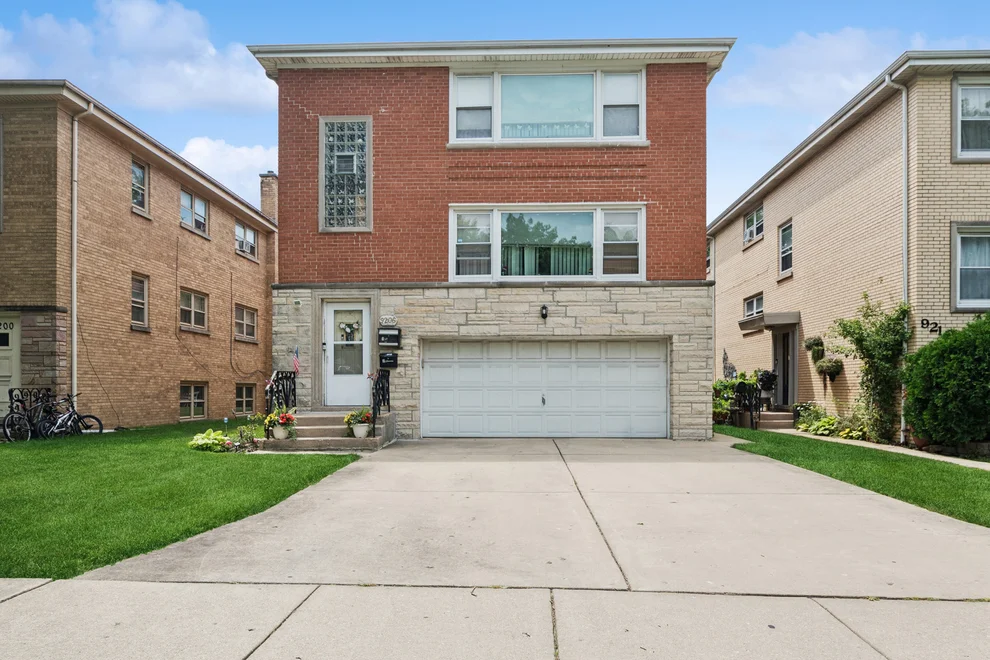 Unit for sale at 9206 Bennett Avenue, Evanston, IL 60203
