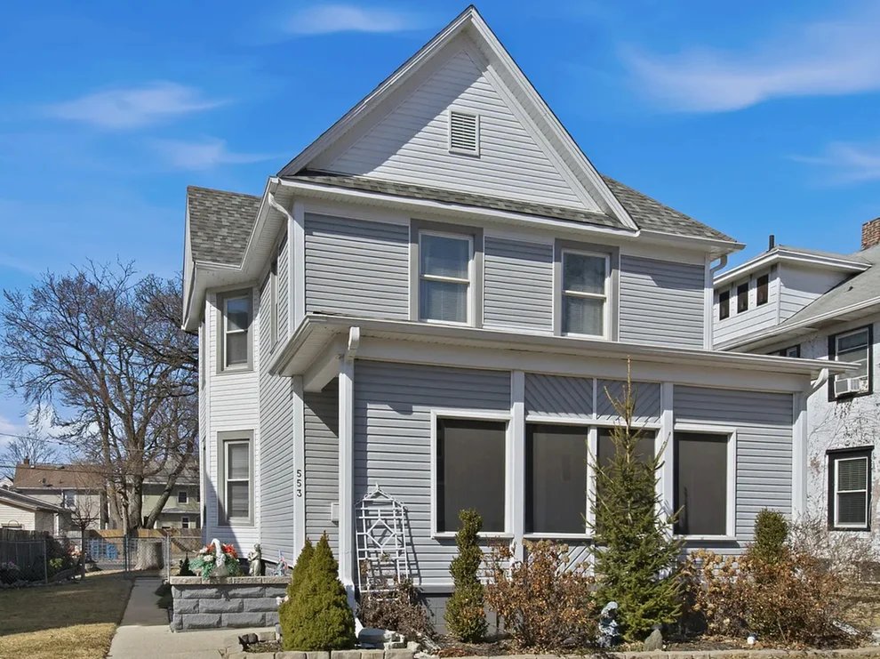 Unit for sale at 553 S Greenwood Avenue, Kankakee, IL 60901